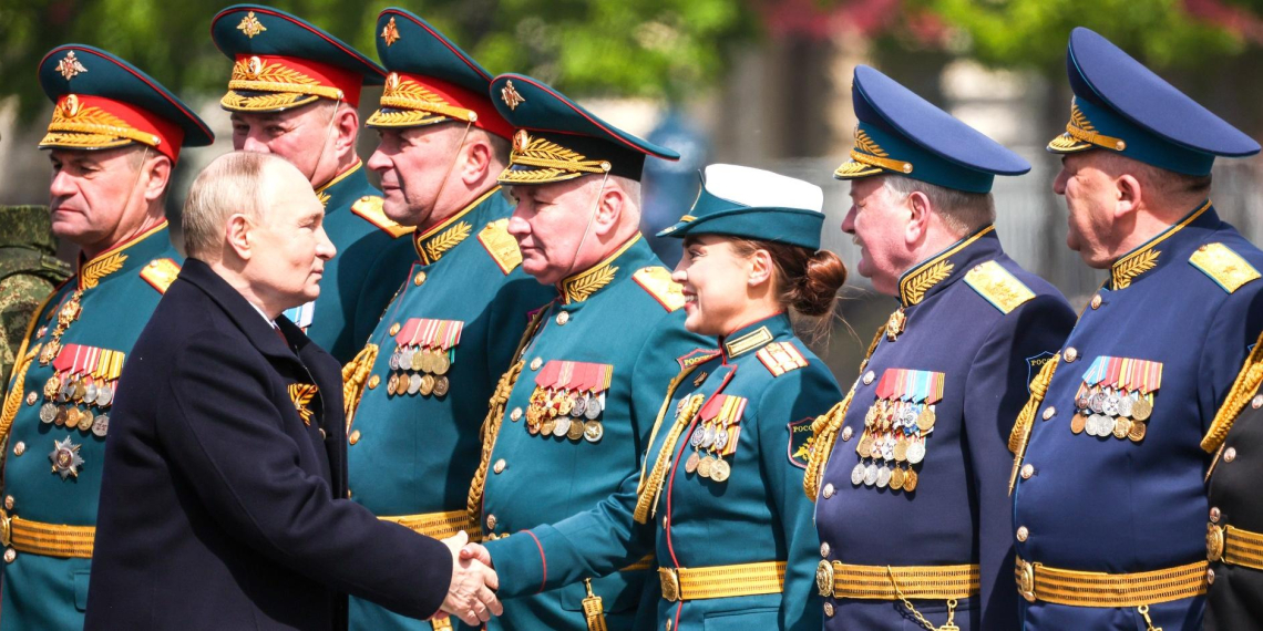 Президент РФ Владимир Путин поздравил россиян с 79-й годовщиной Победы в Великой Отечественной войне