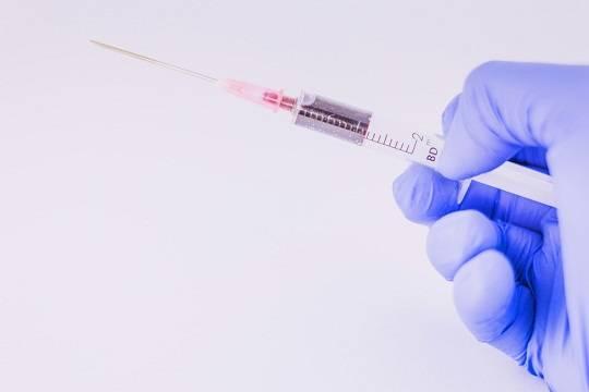 Telegraph: AstraZeneca отзывает свою вакцину от COVID-19 из-за риска тромбоза